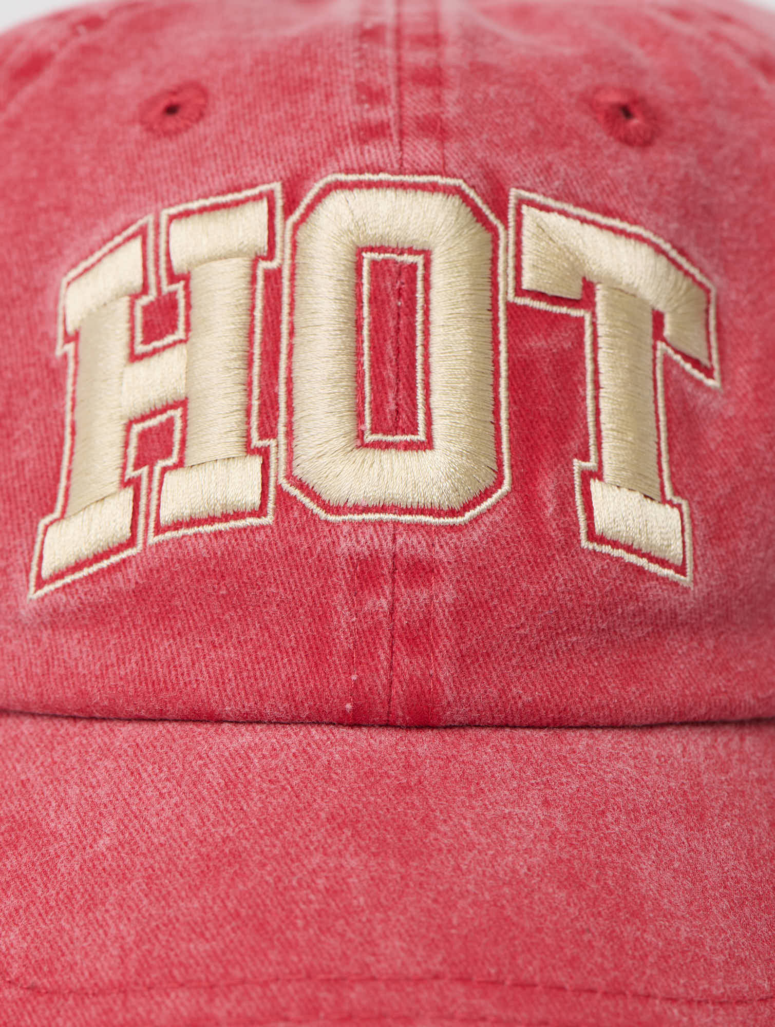 Hats – Carne Bollente