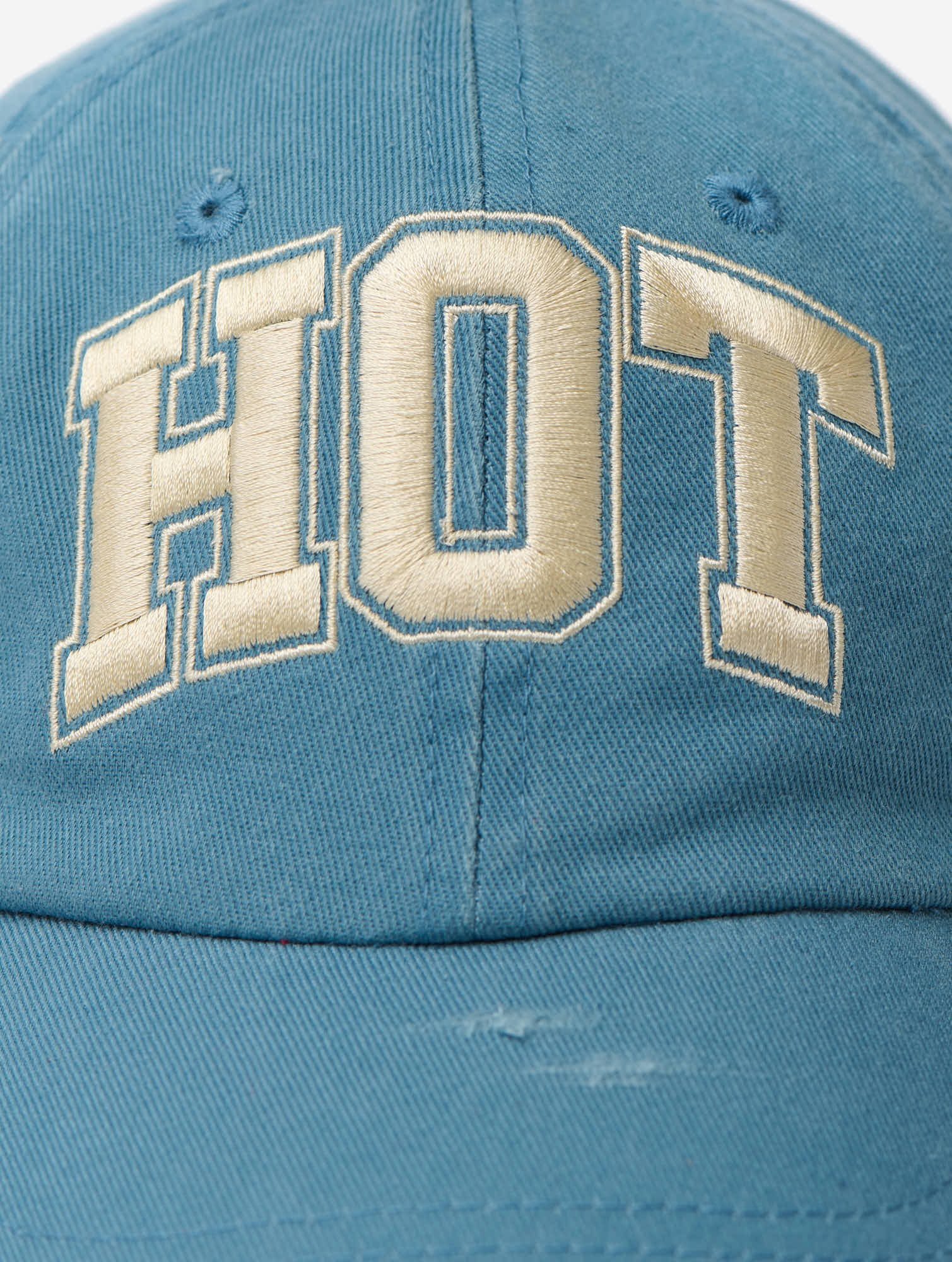 Hats – Carne Bollente