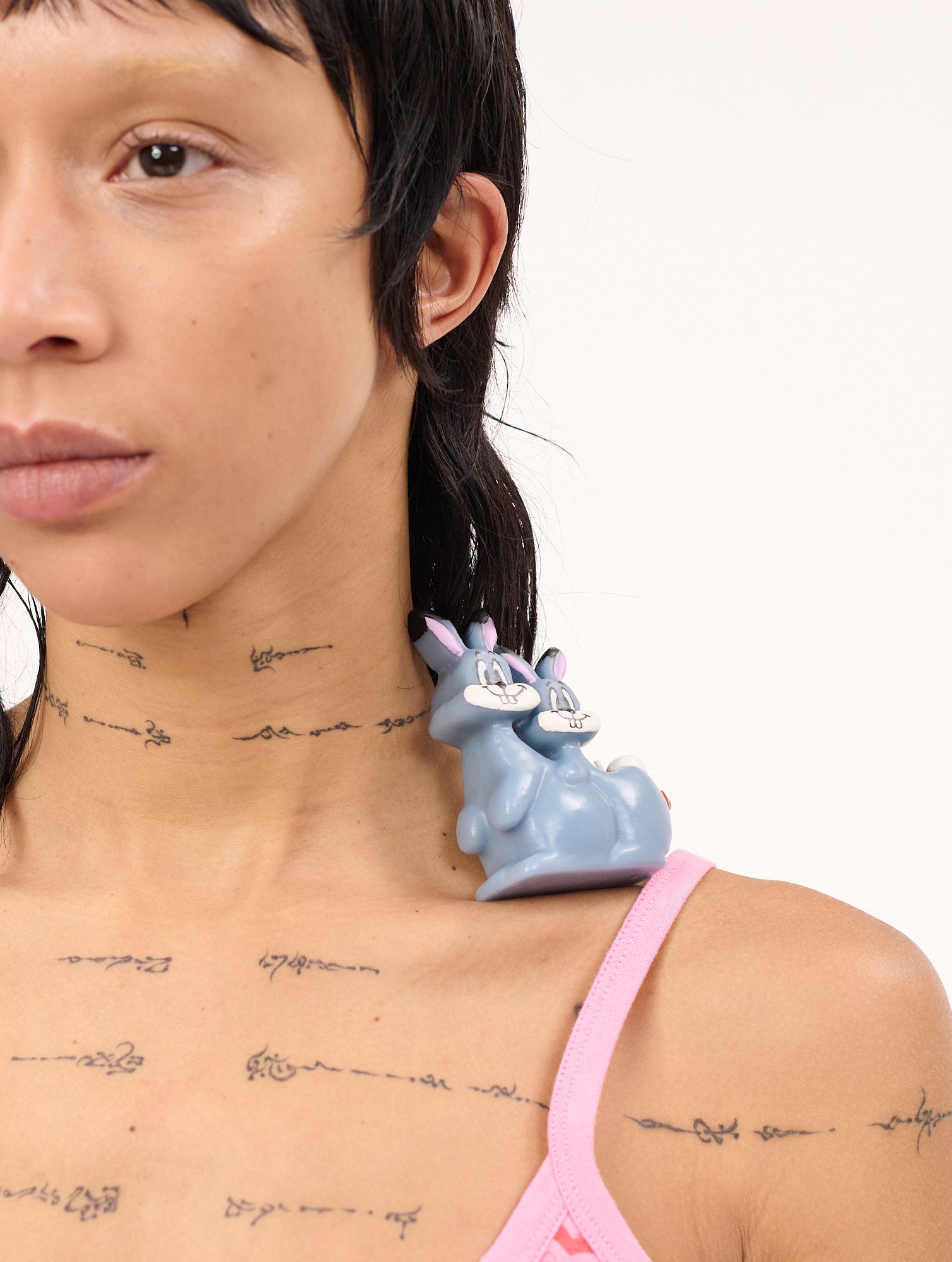 Horny Rabbits by Olga Goose Candle – Carne Bollente